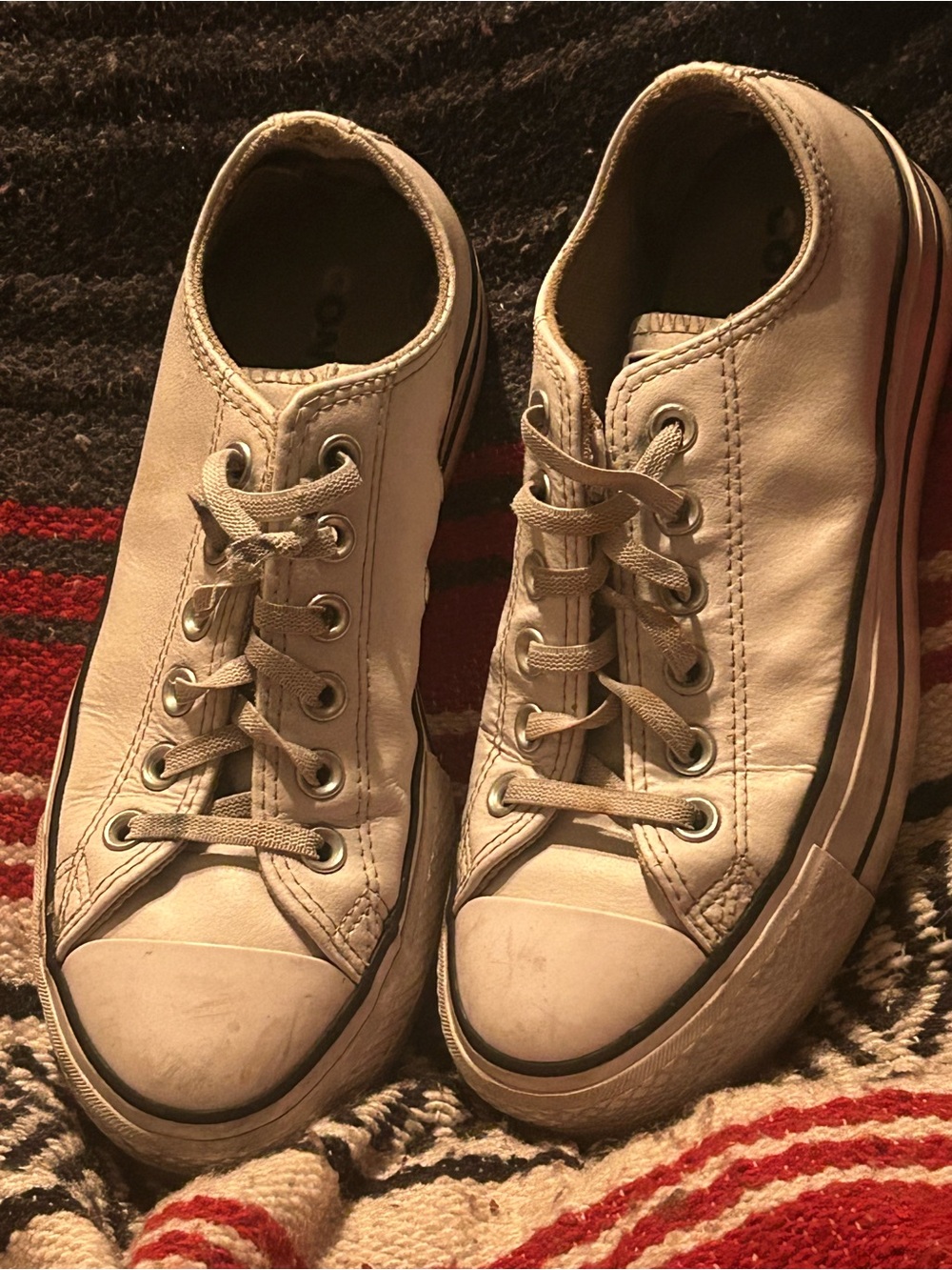 Converse Low-Top leather platform Sneakers in worn white GG style worn shoes